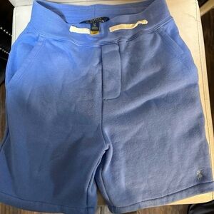 Children’s light blue Ralph Lauren drawstring polo sweat shorts, size small 8.